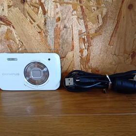 OLYMPUS VH-210ホワイト コンパクトデジタルカメラ