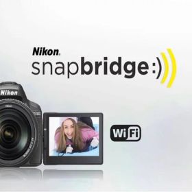 NikonのD5200 デジタル一眼レフカメラ、2レンズ18-55と55-300