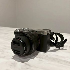 極美品【SONY】α7C ズームレンズキット シルバー ILCE-7CL カメラ