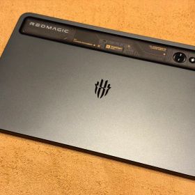 Nubia Technology REDMAGIC Astra 新品¥275,000 中古¥96,480 | 新品
