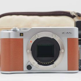 富士フィルム Fujifilm Fuji X-A5 24.2MP Digital Camera Body Brown [美品] #Z6270A