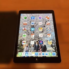 iPad Air MD787J/A WIFIモデル 64G 動作確認済み