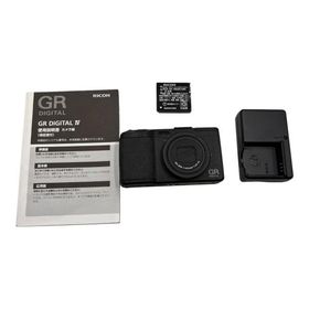 ■RICOH GR DIGITAL IV コンパクトデジタルカメラ シャッター回数823回 動作確認済 充電器 BJ-6 バッテリー DB-65 説明書付2407982