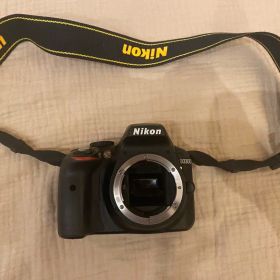 Nikon D3300 デジタル一眼レフ 本体のみ
