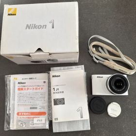 Nikon 1 J1 ズームレンズキット ミラーレス一眼カメラ