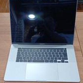 MAC BOOK PRO MVVL2J/A APPLE