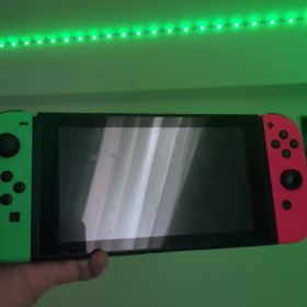 Nintendo Switch 本体 ネオングリーン ネオンピンク