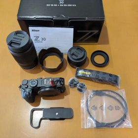 Nikon Z 30 ダブルズームキット 本体