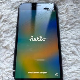 iPhoneSE 第三世代 64GB SIMフリー
