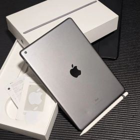 iPad 第7世代 10.2インチ スペースグレイ 128GB wifiモデル