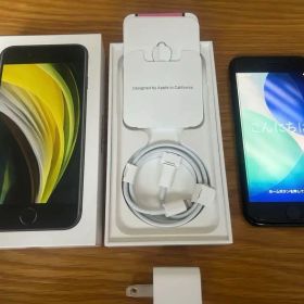 Apple iPhone SE2 (第2世代) ブラック 本体