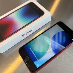 iPhone SE3 64G レッド