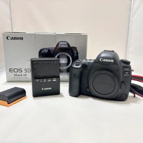 Canon EOS 5D Mark IV 本体と付属品①