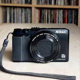 【美品】Nikon COOLPIX A900 光学35倍ズーム デジカメ 元箱付