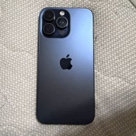 Apple iPhone 15Promax 本体 ブラックチタニウム
