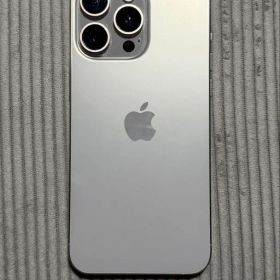 ゆう 様限定Apple iPhone 15 Pro Max 本体 SIMフリー