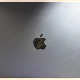 Apple MacBook air m4 2025 256gb 13.6インチ