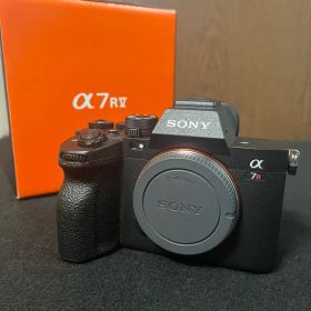 【美品】SONY α7RV ＋ VG-C4EM ＋ 1635gm