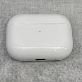 【中古】AirPods Pro(第2世代) MQD83J/A [2022年9月発売モデル /リモコン・マイク対応 /ワイヤレス(左右分離) /Bluetooth /ノイズキャンセリング対応][91]