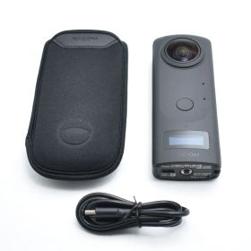 B#12637 RICOH THETA Z1 ブラック 360度カメラ 1.0型裏面照射型CMOSセンサー搭載 23MP高解像静止画 手ブレ補正機能搭載 4K動画 360度空間音声 RAW現像対応 高速無線転送 リコーシータ独自の高精度なスティッチング技術