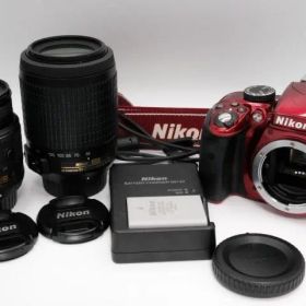 Nikon D3300 レッド ダブルズームキット 美品 SC521