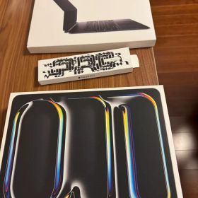 【極美品 】 iPad Pro M4 13 256GB KB・Pencil