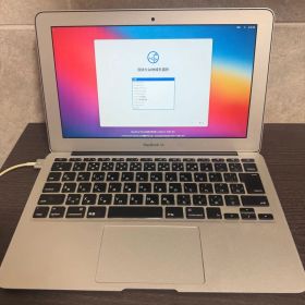 MacBook Air 11インチ / 純正充電器付き / 初期化済み