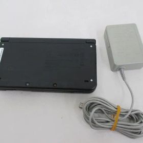 ゲーム newニンテンドー3DS 本体 KTR-001 ブラック 動作品 本体のみ 初期化済み 充電器付き