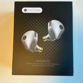 TWISTURA WOODNOTE 有線イヤホン