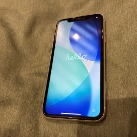 iPhone 11 ホワイト 本体 SIMロック解除 64GB