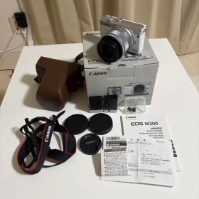 Canon EOS M200レンズキット ホワイト ケース・SDカード・箱付き