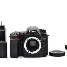 シャッター回数5257回！！■ほぼ新品■ Nikon D7500 ボディ ブラック