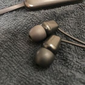無線 イアーフォン sony WI-C100
