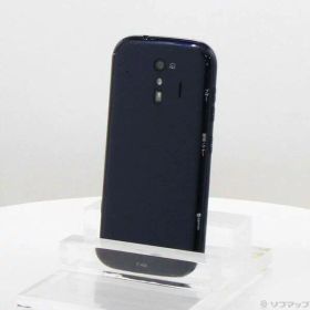 【中古】FUJITSU(富士通） らくらくスマートフォン 32GB ネイビー F-42A docomoロック解除SIMフリー 【368-ud】