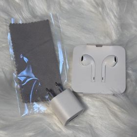Apple 純正 EarPods 有線イヤホン Lightningアダプタ付き