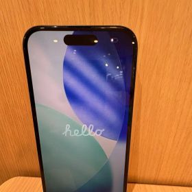Apple iPhone 16 本体 ブラック