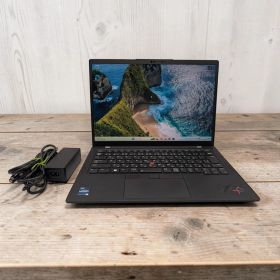 【第13世代vPro】良品 ThinkPad X1 Carbon Gen11 16GB/256GB JIS配列［RE00051］
