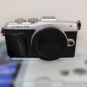 OLYMPUS PEN Lite E-PL7