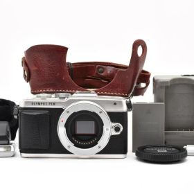 新品級★OLYMPUS PEN E-PL7 ボディ シルバー #359