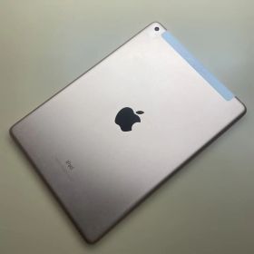 iPad 第6世代 32GB Wi-Fi+Cellular 割れなし