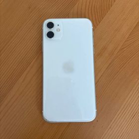 Apple iPhone 11 ホワイト (箱と付属品あり)