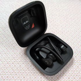 Beats Powerbeats Pro ワイヤレスイヤホン