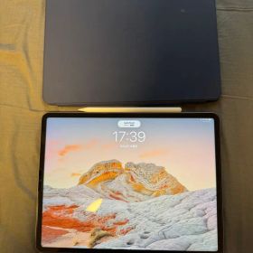Apple iPad Pro 12.9インチ 第5世代 256GB 本体 ペン付