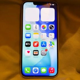 Apple iPhone 13 256GB スターライト 本体