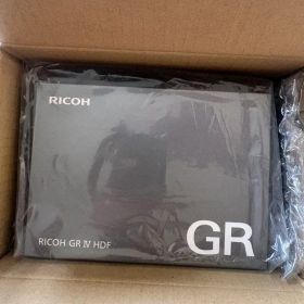 RICOH GR IV HDF