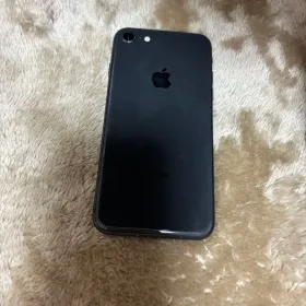 Apple iPhone 8 新品¥8,980 中古¥6,000 | 新品・中古のネット最安値