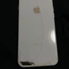 Apple iPhone 8本体 ホワイト