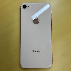 Apple iPhone8本体 ゴールド⑧