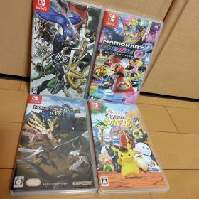 即購入OK！マリオカート8 デラックス&他ソフト3本セット
