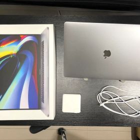 MacBook Pro 16インチ Corei9 32GB 2TB